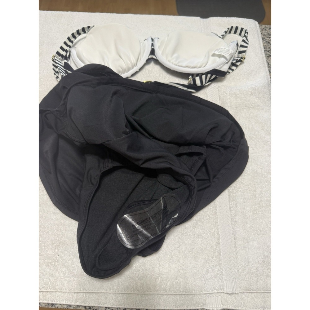 Freshwater Bikini Women's 2 Pc Swim Set Black and White Sz S Bottoms Top Sz L - Picture 6 of 13